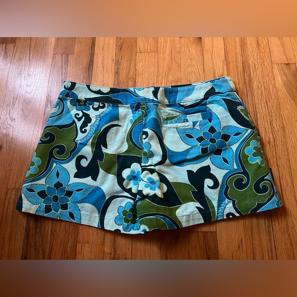 Mod shorts - Picture 3 of 3